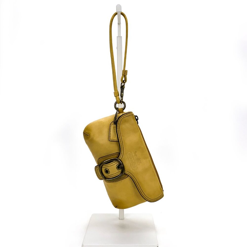 COACH Bleeker Wristlet - Picture 3 of 14